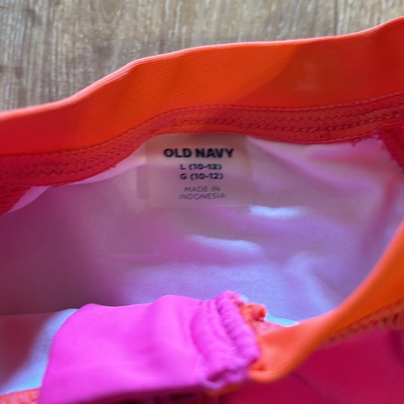 Long sleeve swimsuit - large 10-12 - Picture 2 of 5